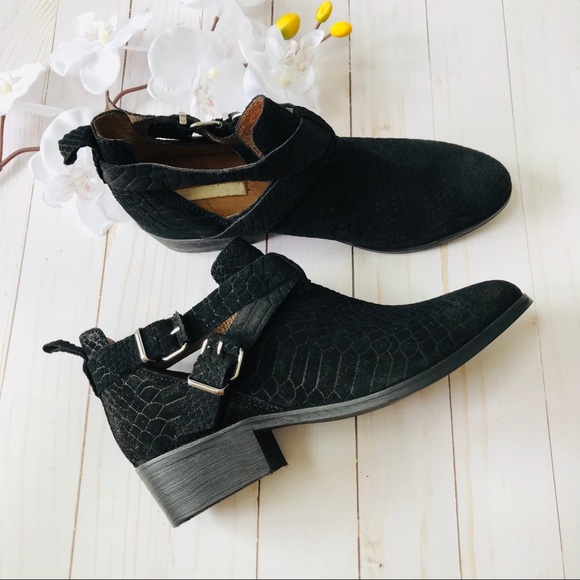 Genuine Suede Leather Cutout Buckle Ankle Chelsea Boots NWOB - Never Worn - Picture 2 of 9